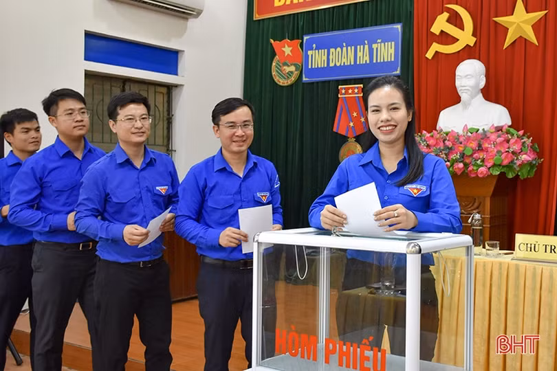 Bầu bổ sung Phó Bí thư Tỉnh đoàn Hà Tĩnh