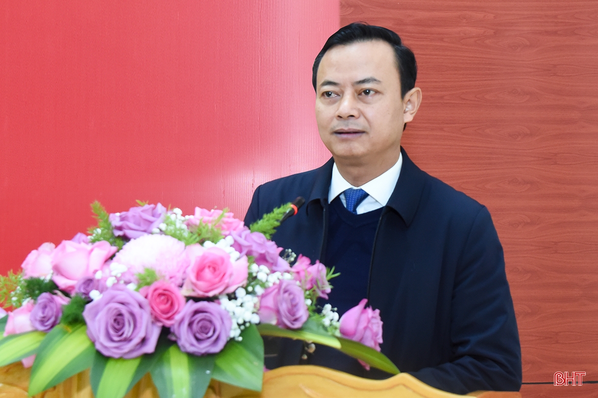 Xây dựng Báo Hà Tĩnh ngày càng chuyên nghiệp, nhân văn và hiện đại hơn