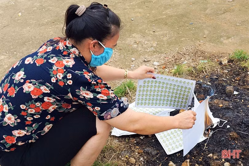 Phát hiện hơn 3.000 tem nhãn bưởi Phúc Trạch không đủ tiêu chuẩn
