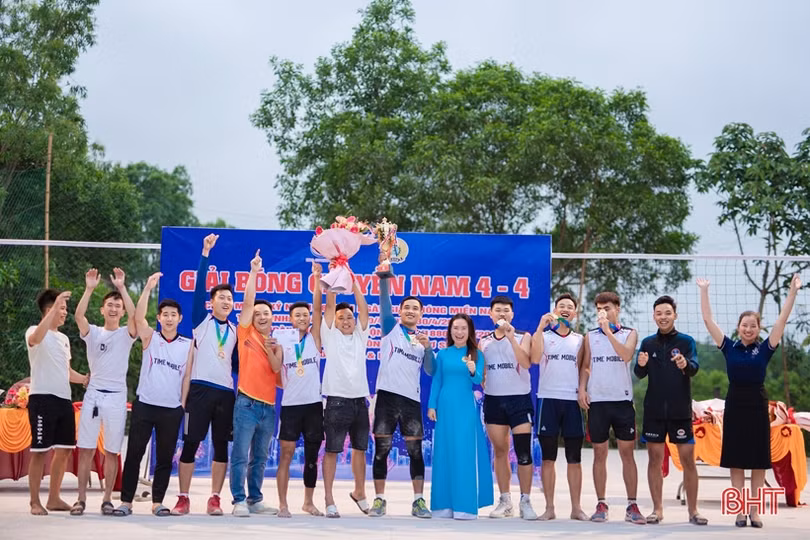 Đa dạng hình thức tuyên truyền pháp luật cho người lao động ở KKT Vũng Áng