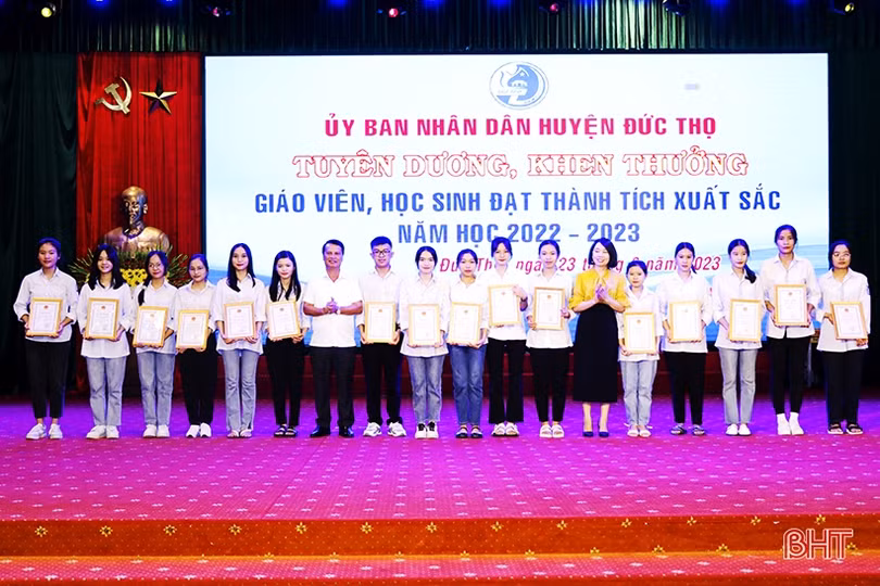 Đoàn kết, kỷ cương, nâng cao chất lượng GD&ĐT ở Đức Thọ