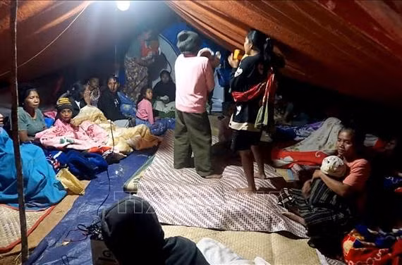Động đất tại Indonesia: Gần 13.000 người chưa thể trở về nhà