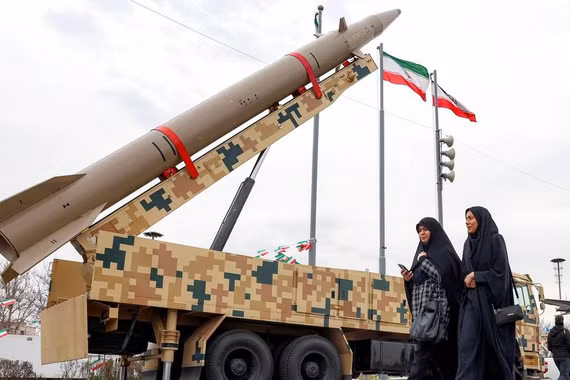 Iran tuyên bố thử tên lửa đặc biệt nhằm vào chiến hạm Mỹ