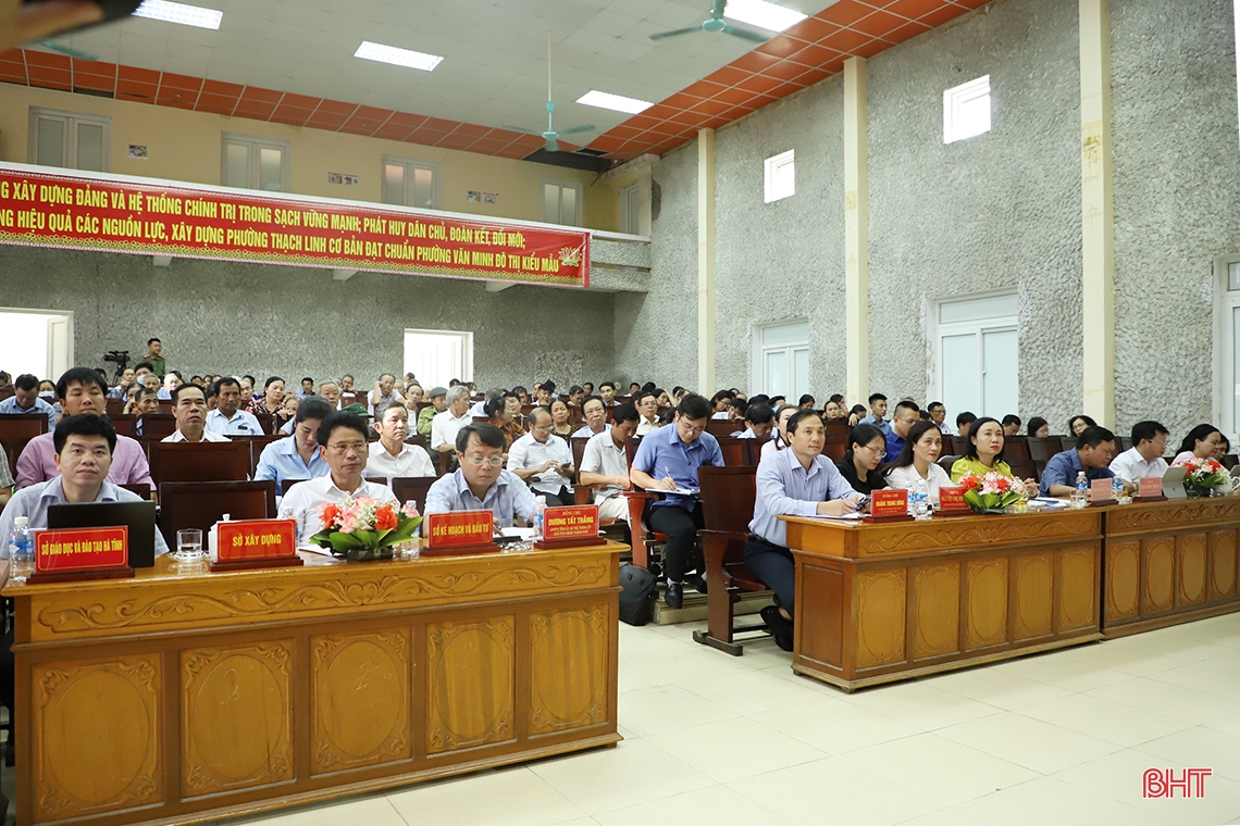 Cử tri TP Hà Tĩnh kiến nghị đến đại biểu Quốc hội nhiều vấn đề tác động đến đời sống người dân