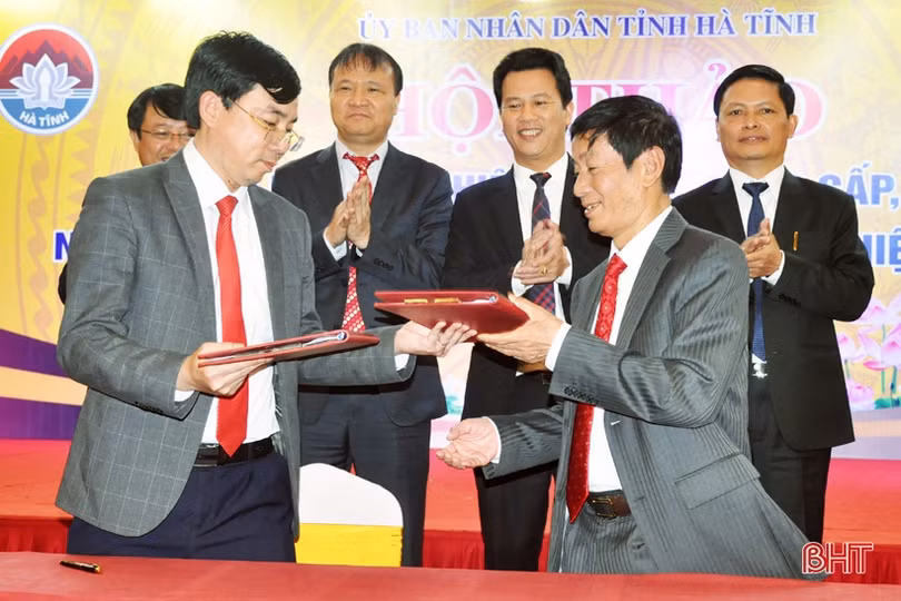 Hội thảo về gang thép tại Hà Tĩnh: Ký kết 3 thoả thuận hợp tác đầu tư gần 870 tỷ đồng