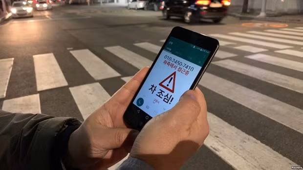 Hàn Quốc lắp hệ thống cảnh báo “những xác sống điện thoại thông minh”