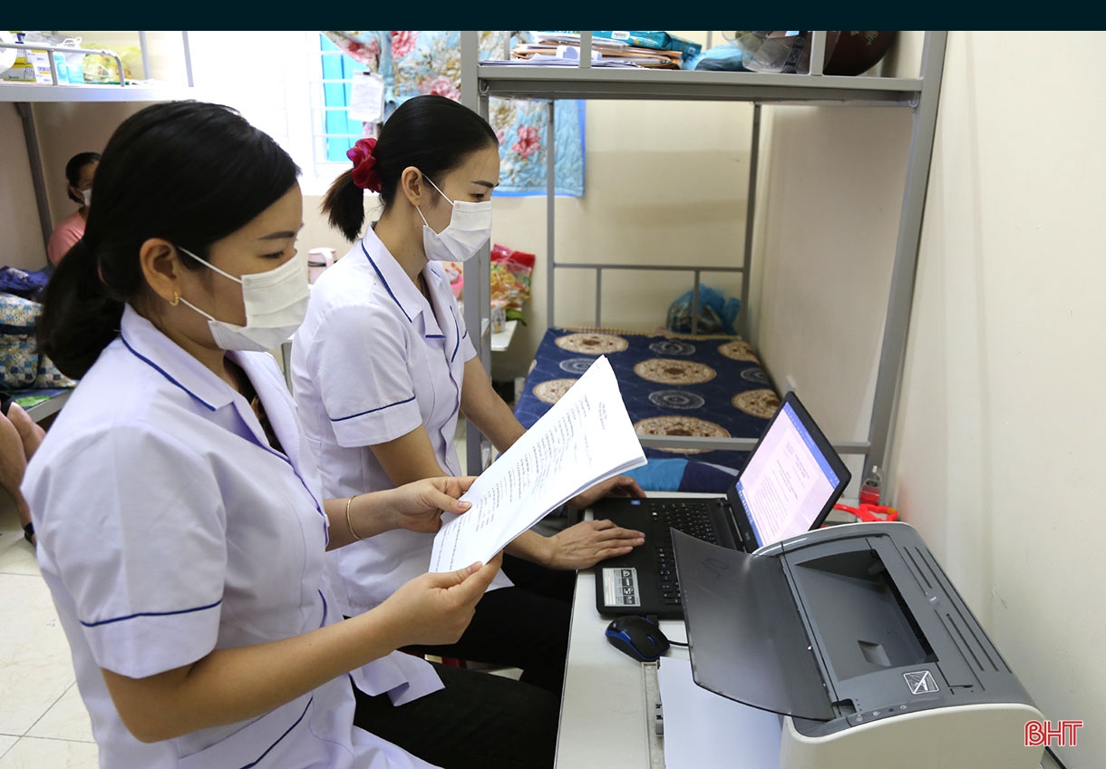 “Chiến sỹ áo trắng” bền bỉ trong cuộc chiến với Covid-19 (Bài 2): Gồng mình bám địa bàn, ngăn dịch xâm nhập