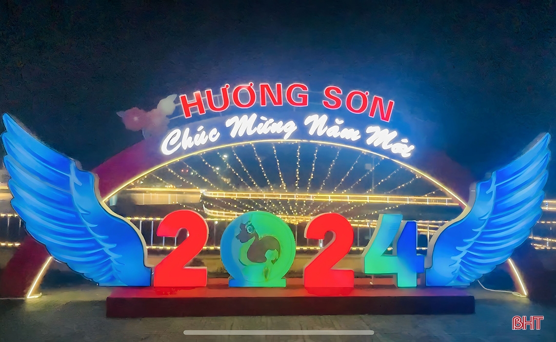 Hà Tĩnh lung linh chào đón tết Nguyên đán Giáp Thìn