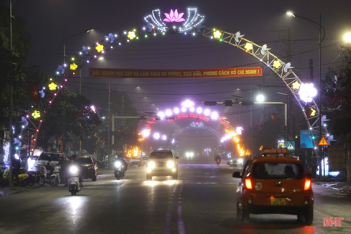 Hà Tĩnh lung linh chào đón tết Nguyên đán Giáp Thìn