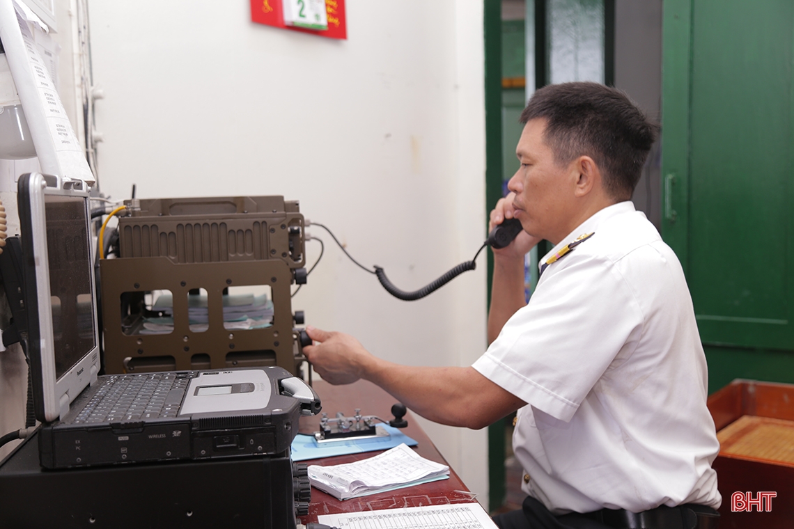 Đón xuân trên những “pháo đài thép” giữa biển trời Tổ quốc (bài 3): “Lính nhà giàn chẳng sợ bão giông”