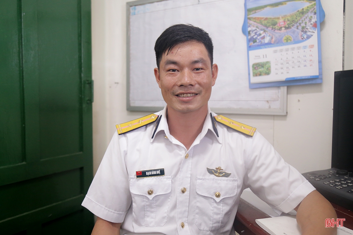 Đón xuân trên những “pháo đài thép” giữa biển trời Tổ quốc (bài 3): “Lính nhà giàn chẳng sợ bão giông”