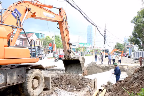 "Soi" tiến độ dự án nâng cấp quốc lộ 1 qua đô thị trung tâm Hà Tĩnh
