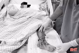 Hàng trăm người dân Hà Tĩnh sẵn sàng hiến máu cứu cháu bé gặp nạn