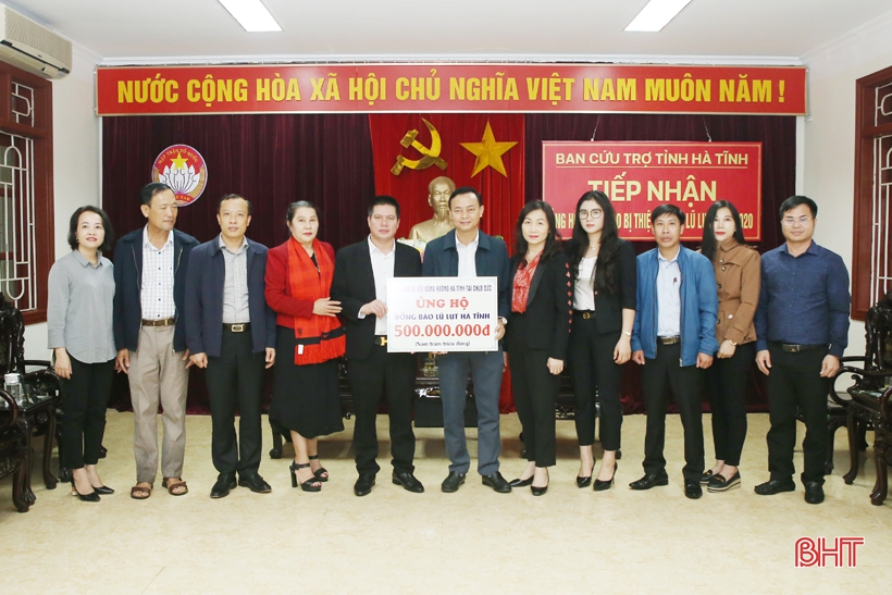 Nhân dân, cán bộ, chiến sỹ tỉnh Đồng Tháp hỗ trợ bà con vùng lũ Hà Tĩnh 500 triệu đồng