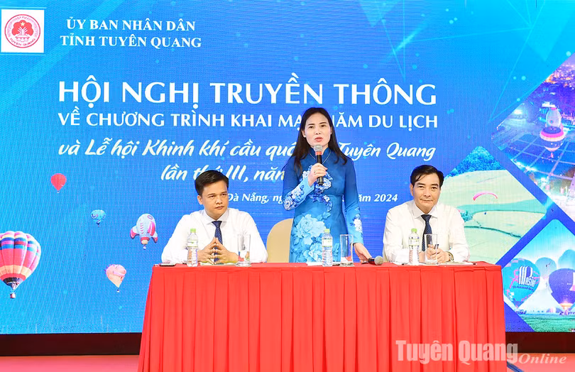 Đồng chí Âu Thị Mai, Giám đốc Sở Văn hóa Thể thao và Du lịch phát biểu trao đổi thông tin tại hội nghị. Ảnh: Thanh Phúc