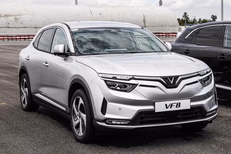 VF 8 có giá bán mới, thêm lựa chọn thuê pin. Ảnh: Bối Hạ.