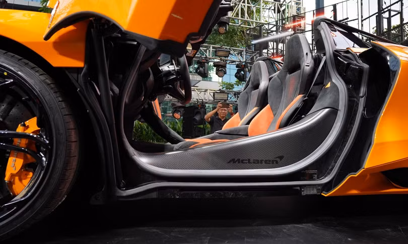mcLaren-750S-vnexpress-36-3439-5755-1494-1713401426.jpg