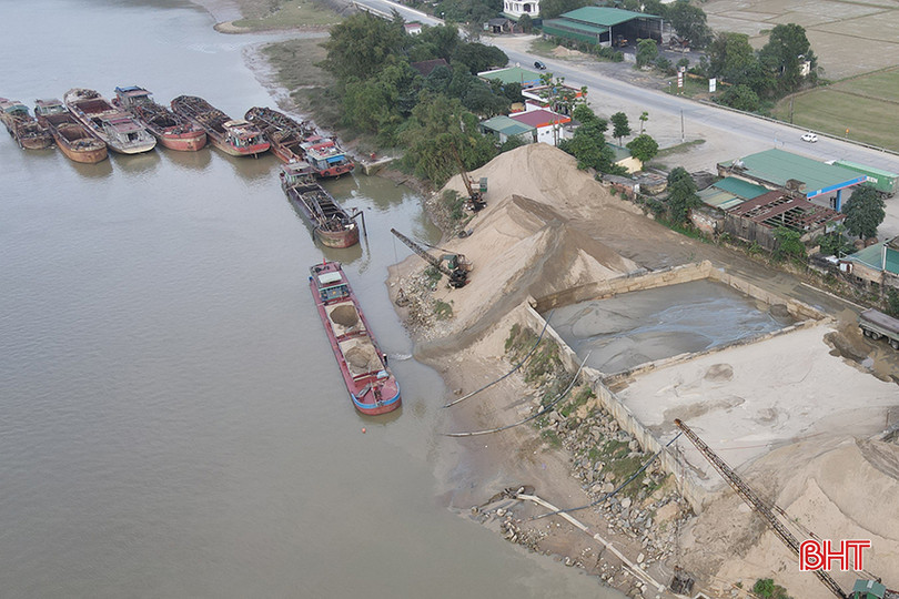 ben-thuy-noi-dia-3.jpg