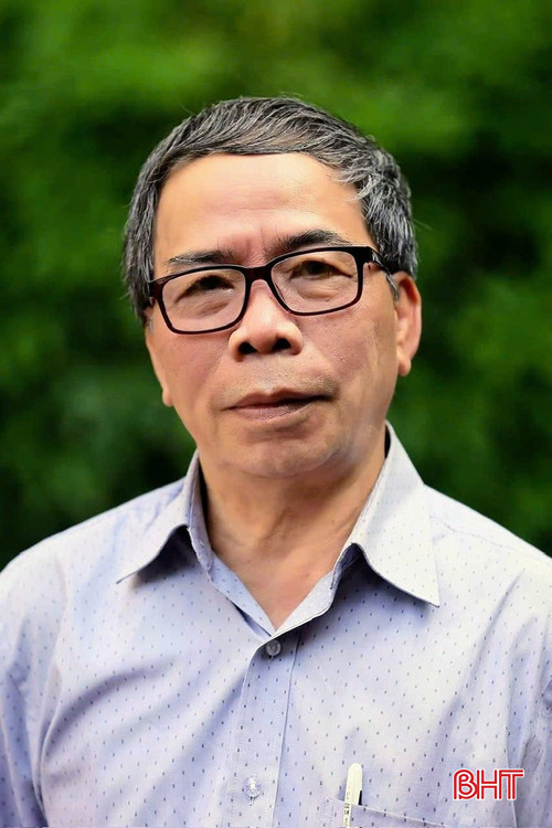 Nhà văn Đức Ban.