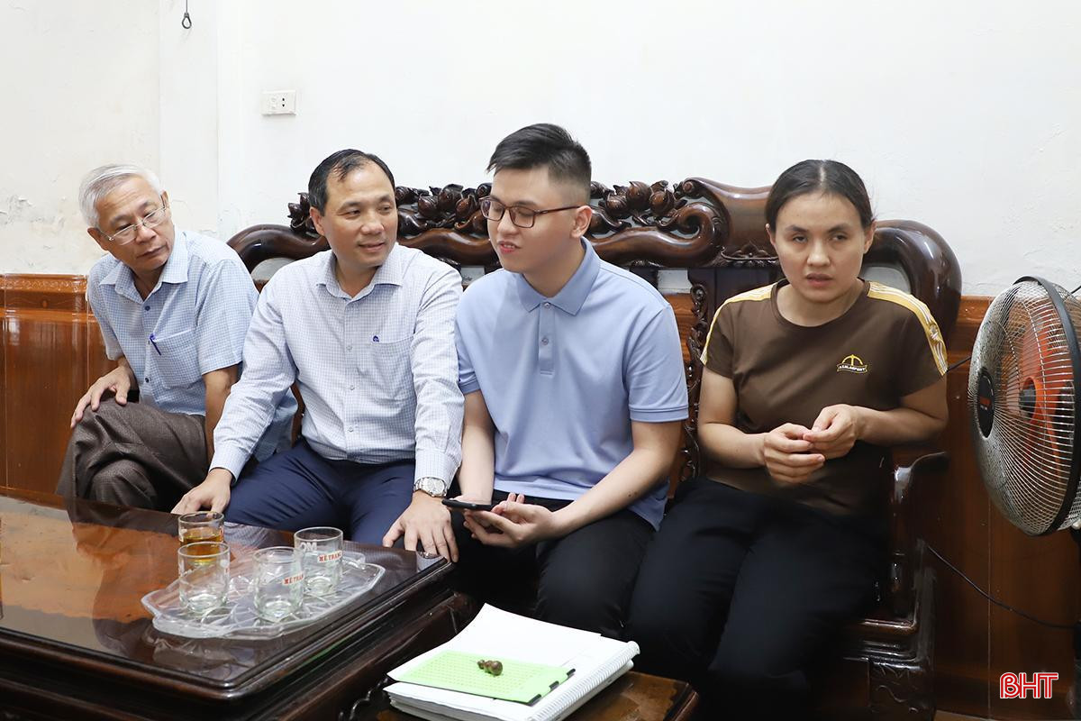 90-6459.jpg
