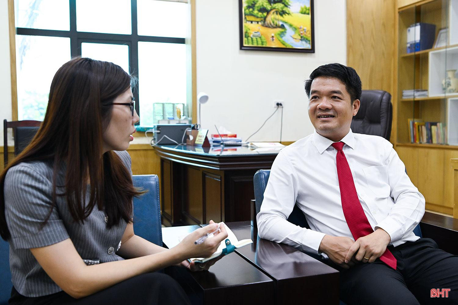 Ông Trần Nhật Tân trao đổi cùng phóng viên Báo Hà Tĩnh.