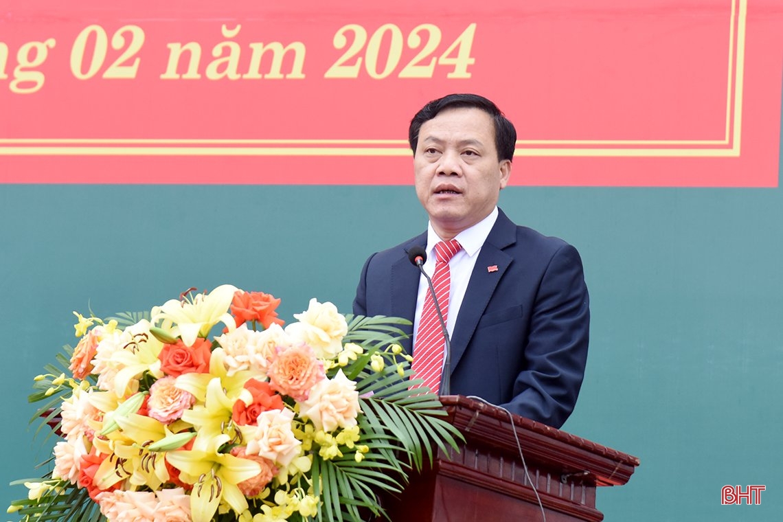 Lãnh đạo Hà Tĩnh, Bộ Quốc phòng dự lễ giao nhận quân tại các địa phương