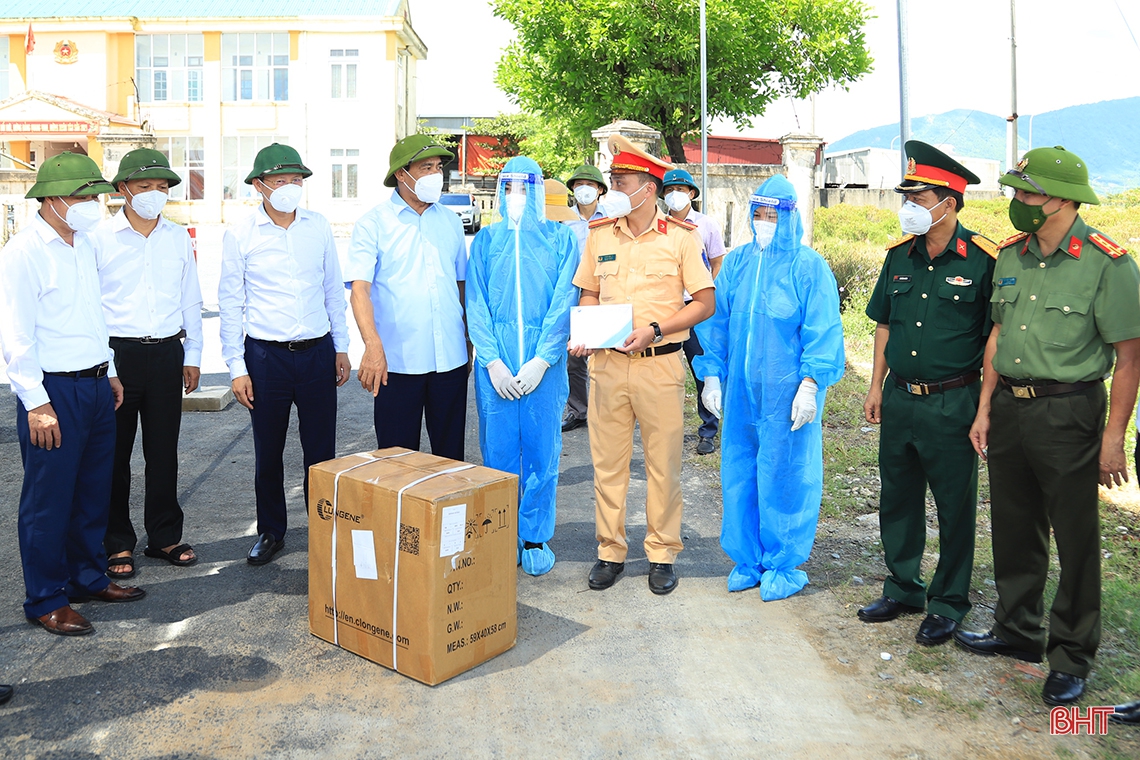 Chủ tịch UBND tỉnh Hà Tĩnh: Tiếp tục lãnh đạo, chỉ đạo phòng, chống dịch COVID-19 trong tình hình mới