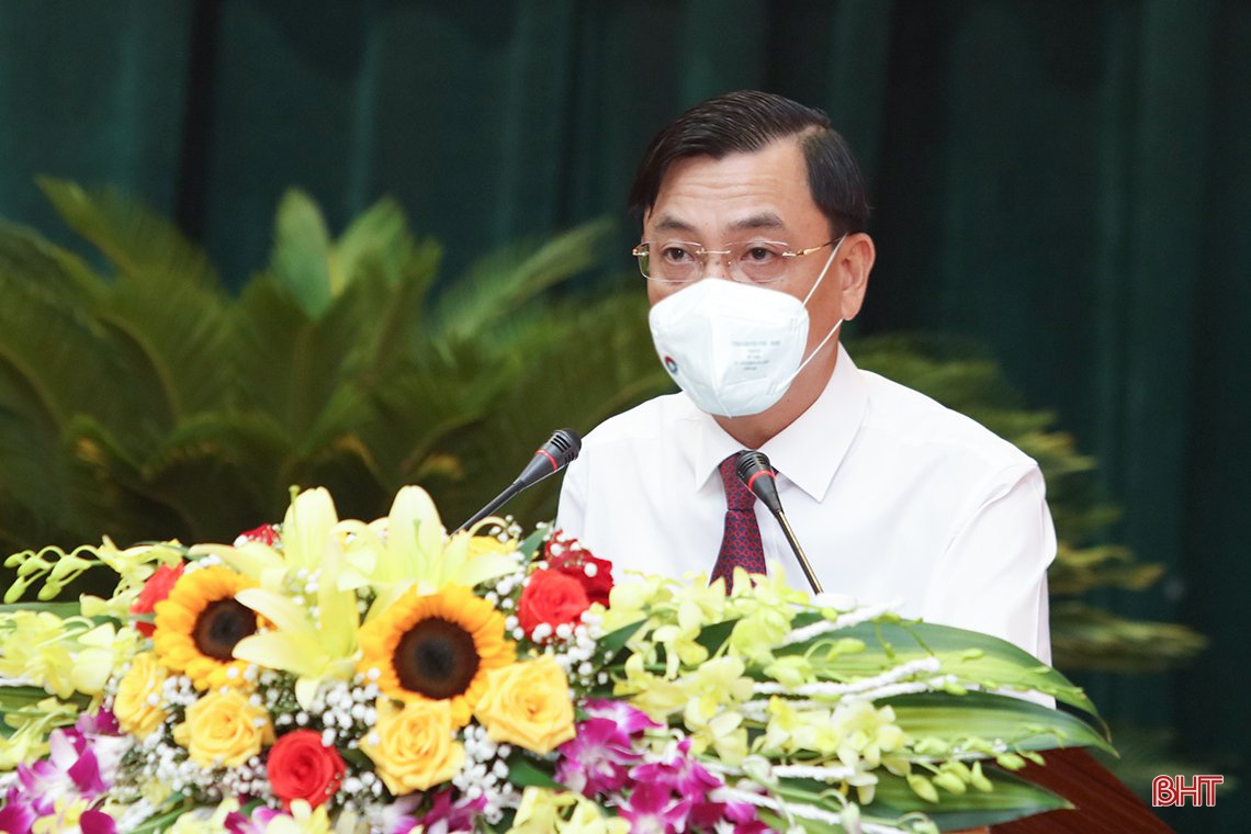 Đại biểu HĐND tỉnh Hà Tĩnh thảo luận nhiệm vụ phát triển kinh tế - xã hội