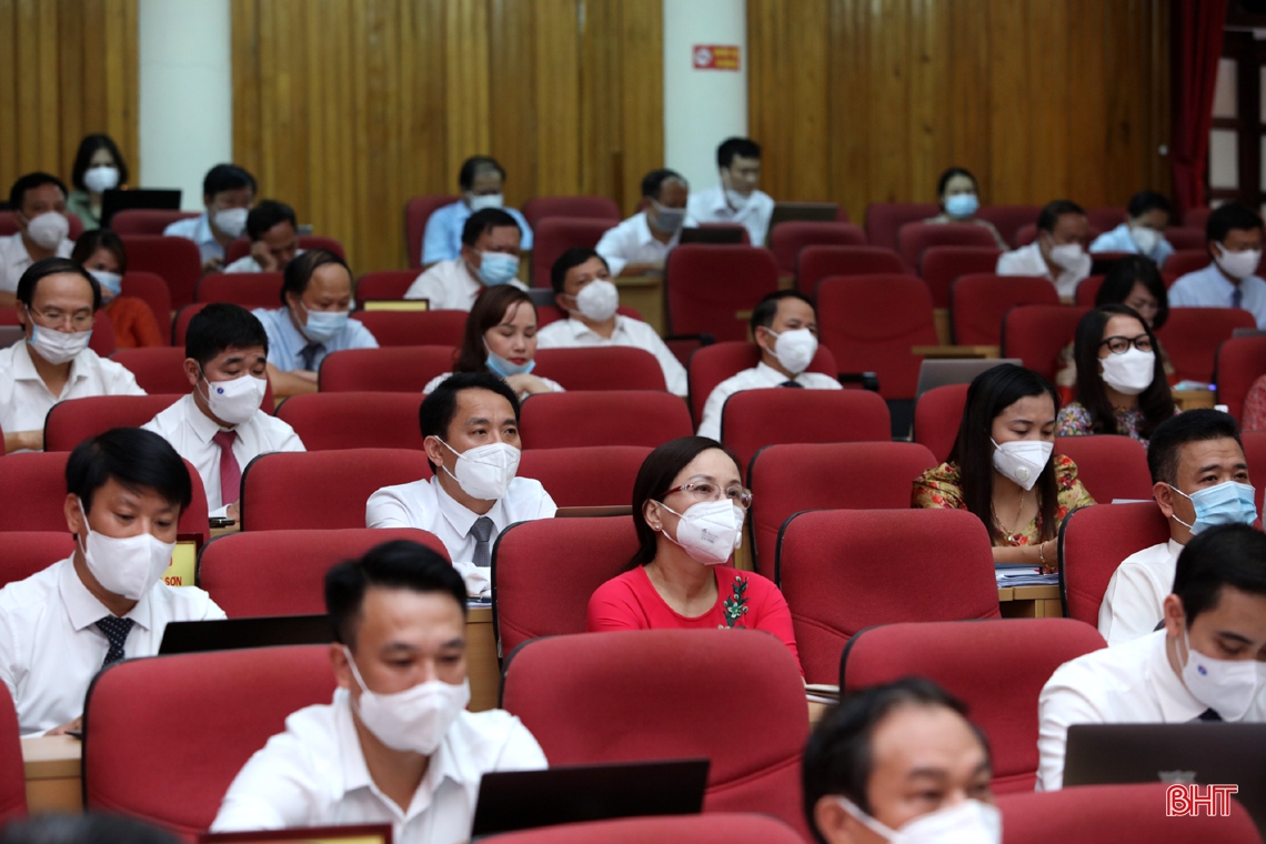 Bế mạc Kỳ họp thứ 2, HĐND tỉnh Hà Tĩnh khóa XVIII