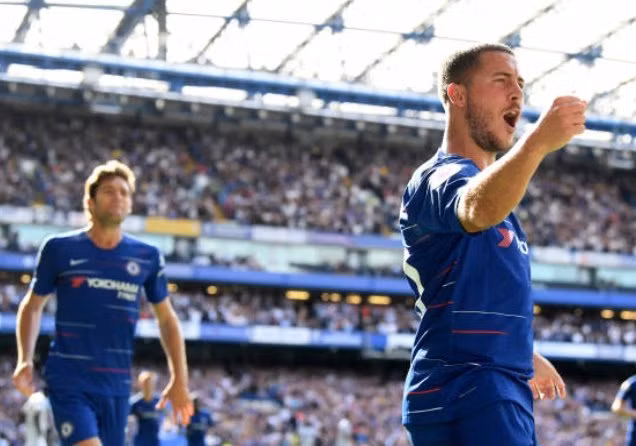 Đối thủ gào thét khi thế giới sụp đổ dưới chân thiên tài Hazard