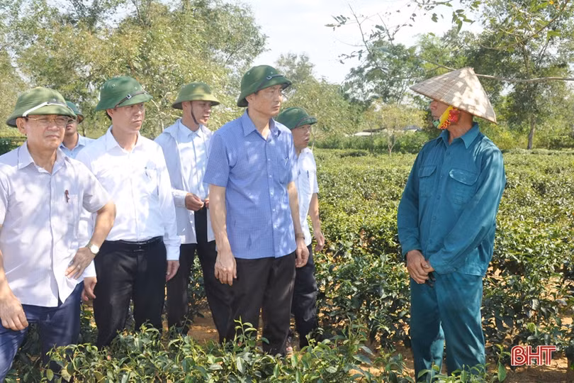 Khẩn trương nạo vét hồ đập thủy lợi phục vụ chống hạn