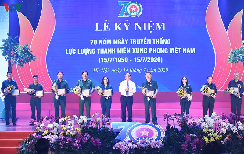 Thủ tướng: TNXP đã thể hiện ý chí “dời non, lấp biển” của thế hệ trẻ Việt Nam