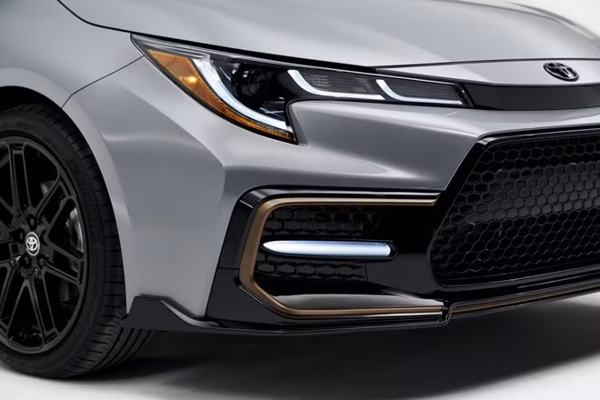 Toyota Corolla 2021 ra mắt bản đặc biệt - hầm hố và thể thao hơn