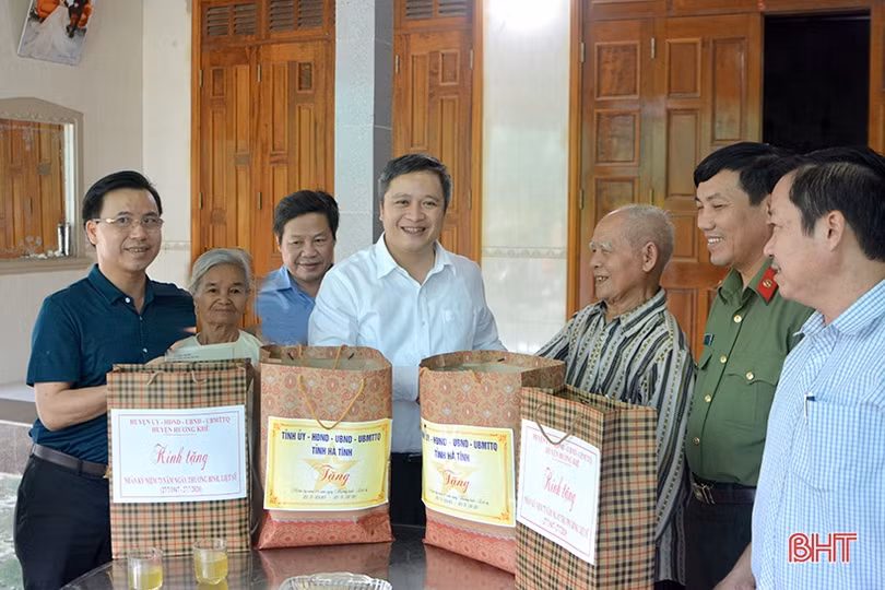 Lãnh đạo Hà Tĩnh vui đại đoàn kết với Nhân dân ảnh 40 Lãnh đạo Hà Tĩnh vui đại đoàn kết với Nhân dân