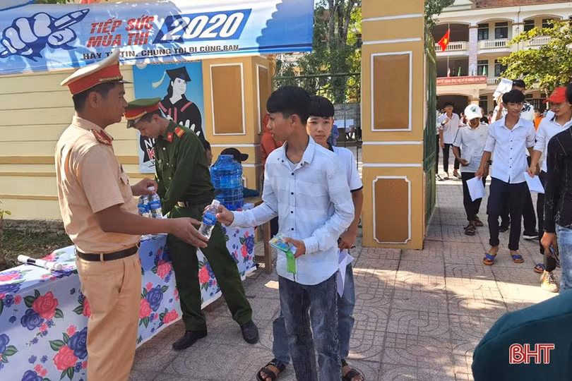Hơn 15.600 thí sinh Hà Tĩnh hoàn thành Kỳ thi tuyển sinh lớp 10