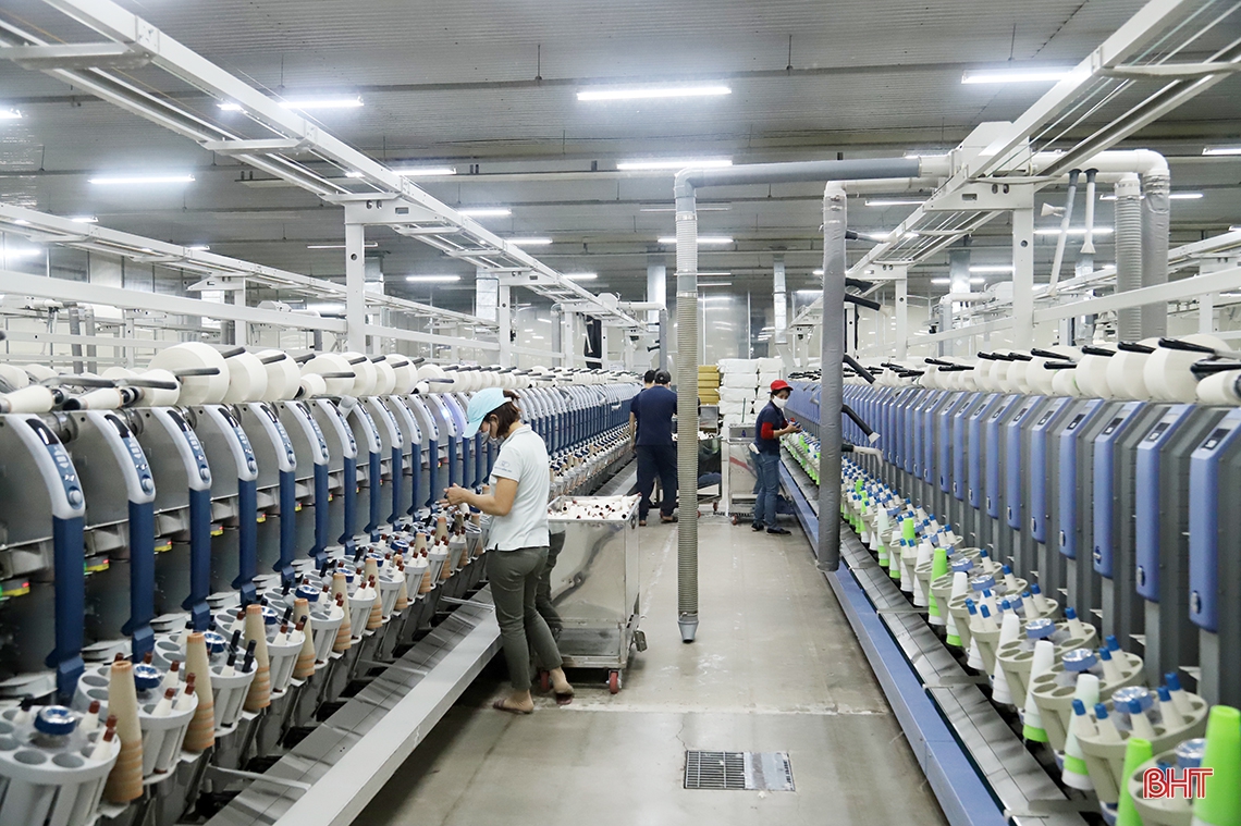 Chủ tịch UBND tỉnh Hà Tĩnh: Quyết liệt hành động, phấn đấu đạt cao hơn mức tăng trưởng bình quân cả nước