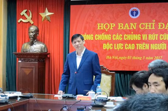 thu truong bo y te nang muc do canh bao ve cum gia cam h7n9