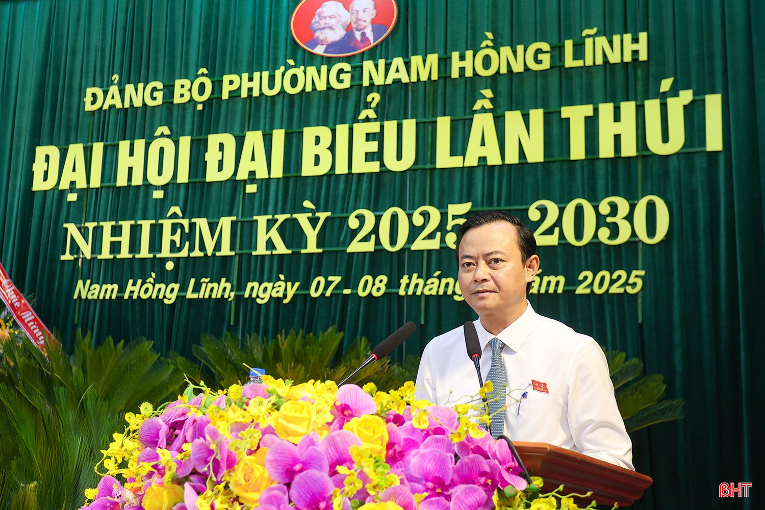 Trưởng ban Tuyên giáo và Dân vận Tỉnh ủy Hà Văn Hùng phát biểu chỉ đạo đại hội.