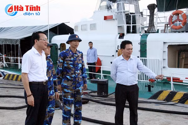 khan truong trien khai phuong an ung pho con bao manh va nguy hiem