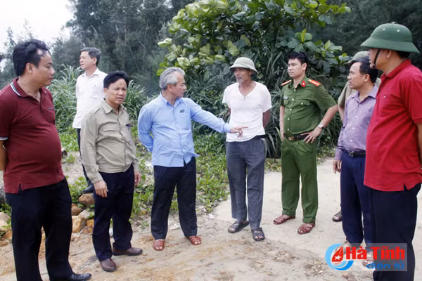 ha tinh khan truong di doi dan khoi vung nguy hiem truoc khi bao vao
