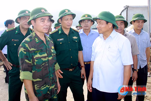bi thu tinh uy khong de dan thieu doi tat ca hoc sinh den truong tu sang mai