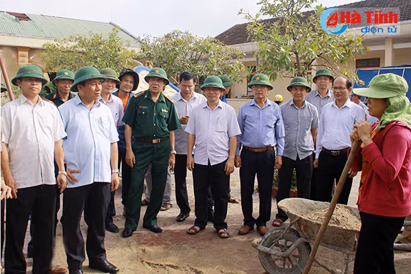 bi thu tinh uy khong de dan thieu doi tat ca hoc sinh den truong tu sang mai
