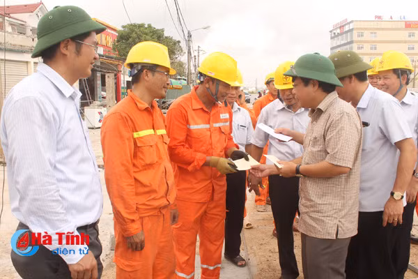 tap trung nhan luc vat tu som cap dien tro lai cho toan tx ky anh