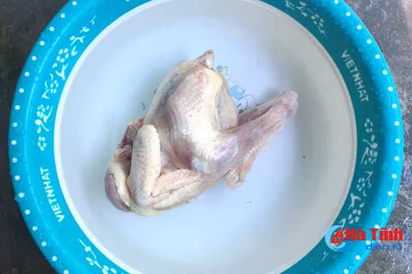 chuyen atvstp dung chu quan tu nhung mau giay an