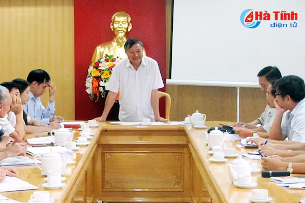xet ton vinh doanh nghiep tieu bieu phai dam bao khach quan cong bang
