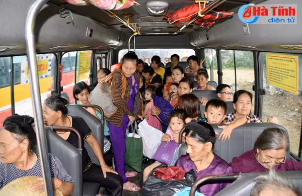 ha tinh khan truong di doi dan khoi vung nguy hiem truoc khi bao vao