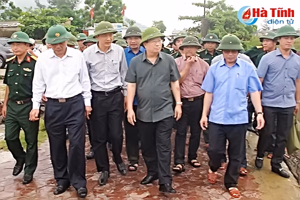 pho thu tuong khong duoc chu quan lo la chu dong ung pho voi bao