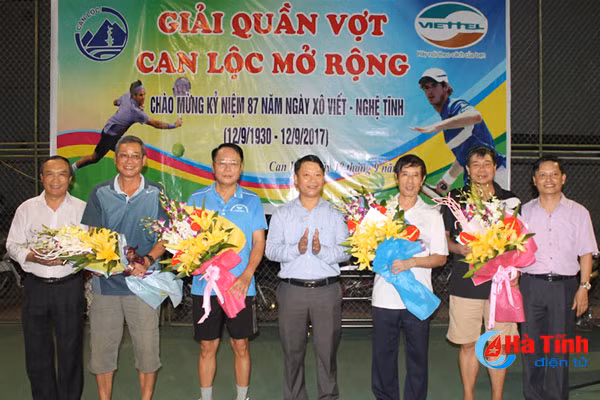soi noi giai quan vot chao mung ngay xo viet nghe tinh