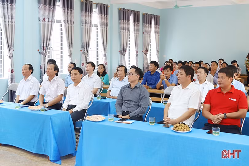 Tập đoàn TNG Holdings Vietnam tài trợ 9,8 tỷ đồng xây 2 trường học ở Hương Sơn