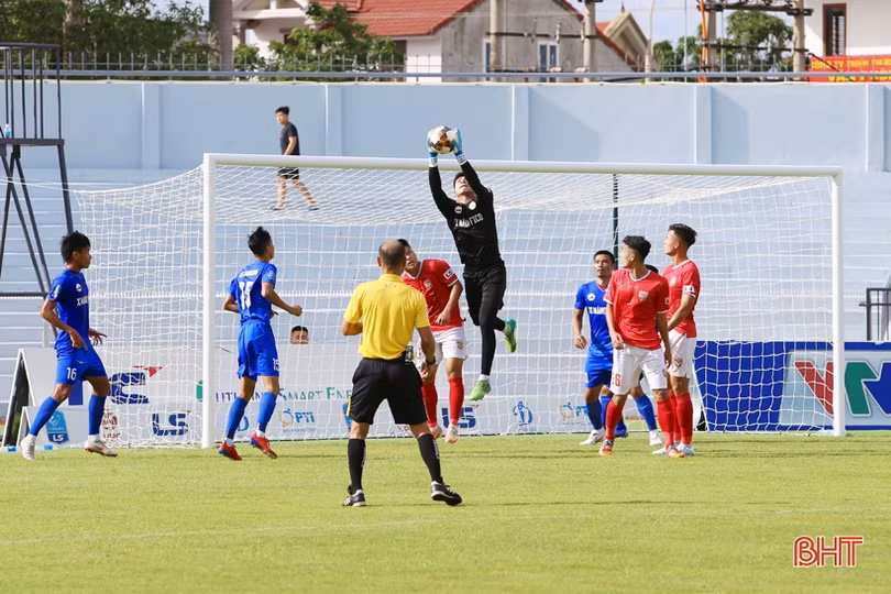 Thắng Tây Ninh, Hồng Lĩnh Hà Tĩnh chính thức lên chơi V.League